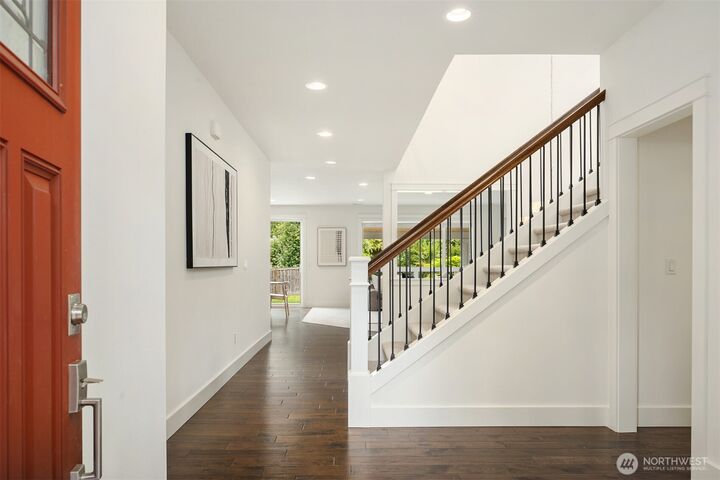 Property Photo:  8728  124th Avenue NE  WA 98033 