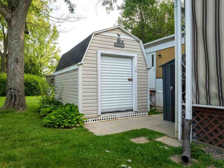 Property Photo:  40 Court Road  IN 47374 