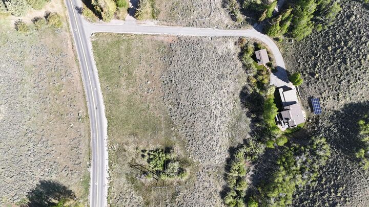 Property Photo: 525 Juniper Rd ID 83353
