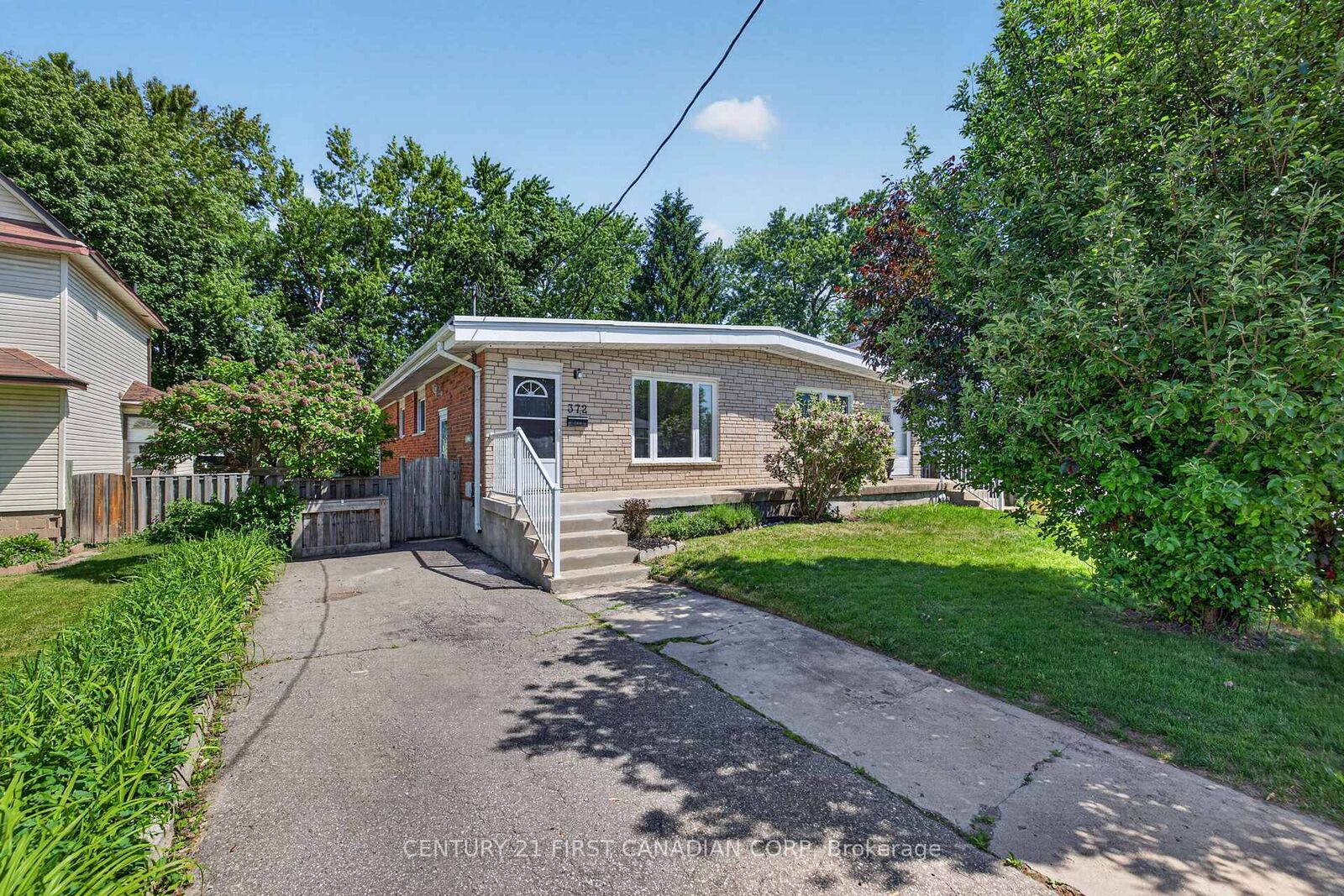 Property Photo: 372 Dieppe Street ON N5Z 3A6