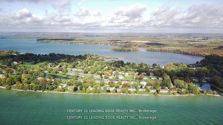 Property Photo: 17 Sandlewood Trail ON L0K 1B0