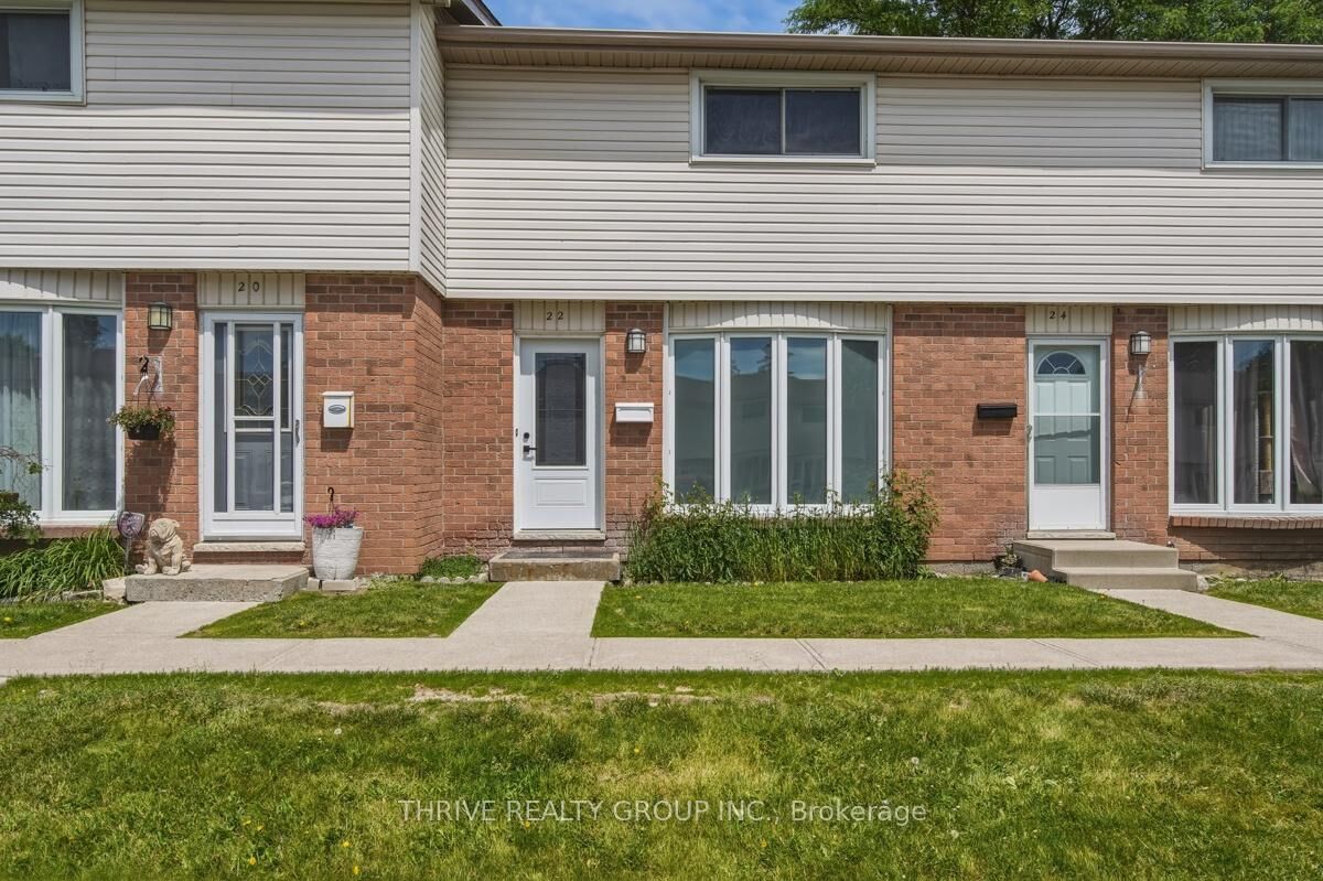 Property Photo: 700 Exeter Road 22 ON N6E 1L2