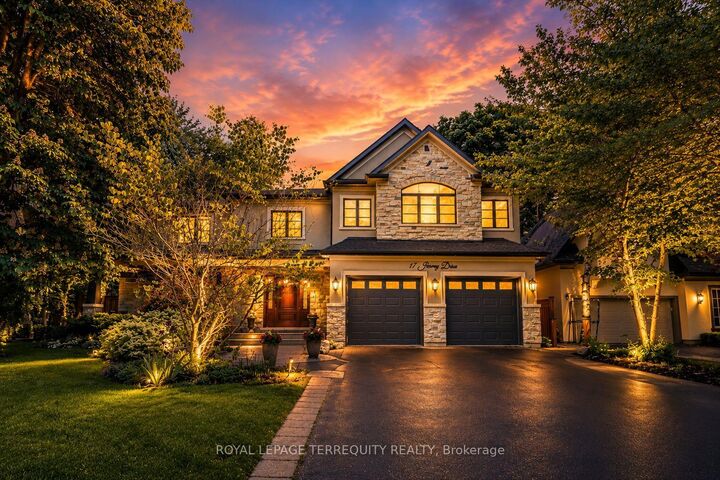 17 Jeremy Drive — photo 1