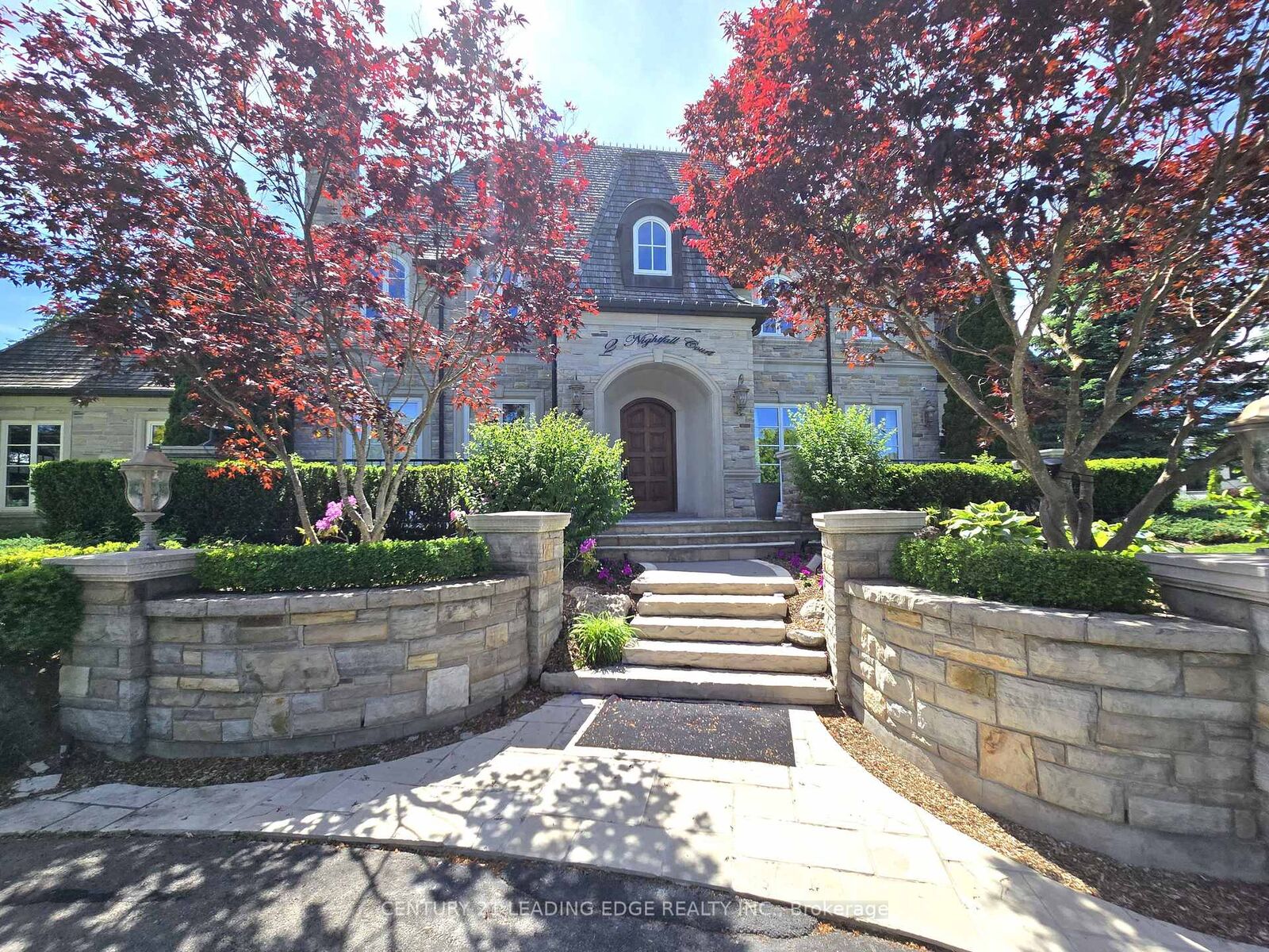 Property Photo: 2 Nightfall Court ON L0J 1C0