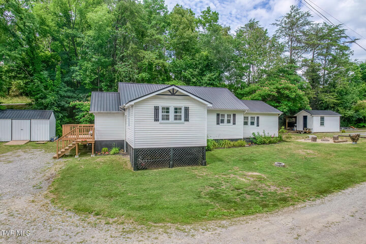 Property Photo:  2244 Idle Hour Road  TN 37660 