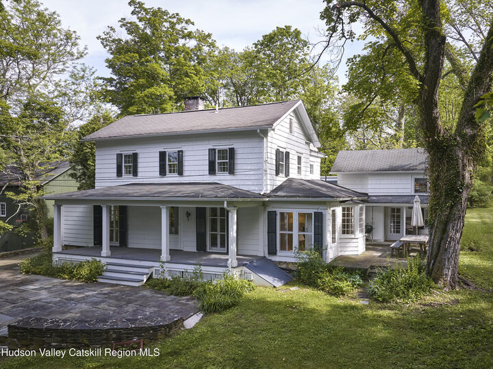 Property Photo:  2498 Salt Point  NY 12514 