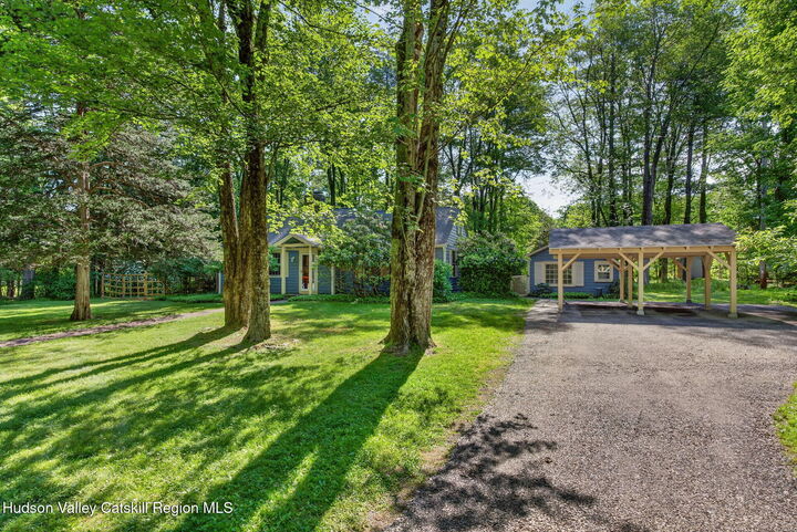 Property Photo: 18 Playhouse NY 12498