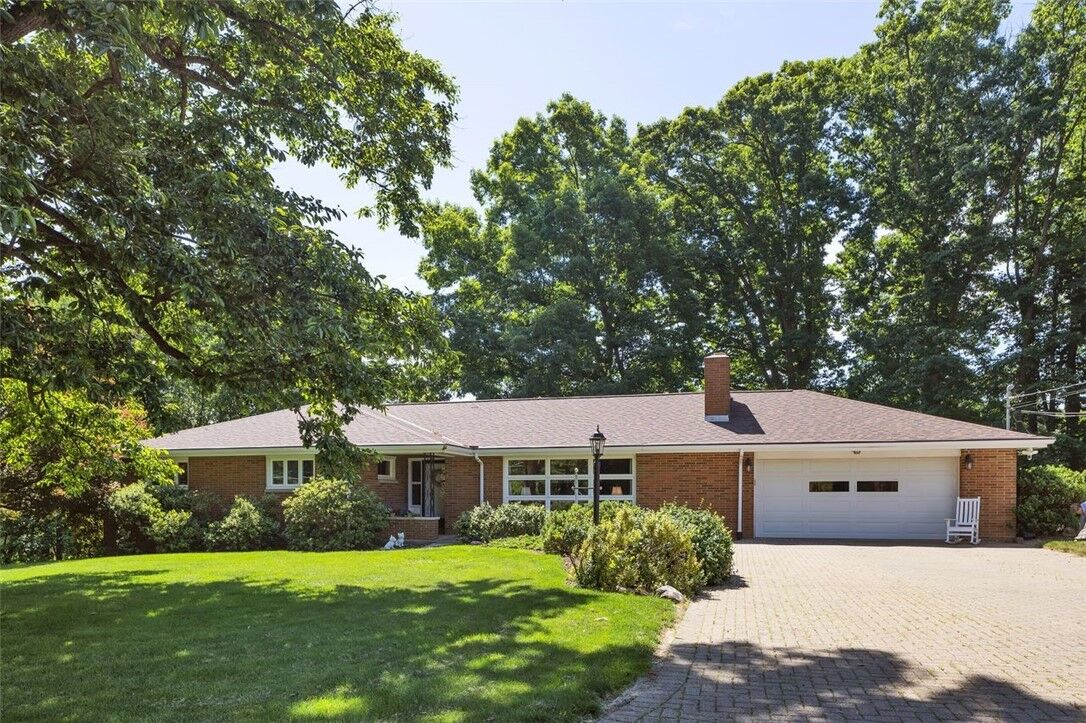 Property Photo:  117 Schenley Dr  PA 15317 