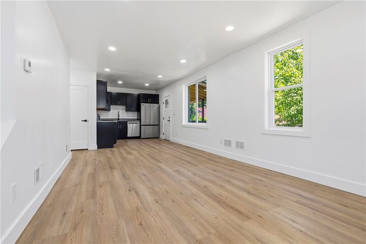 Property Photo:  1447 5th St  PA 15065 