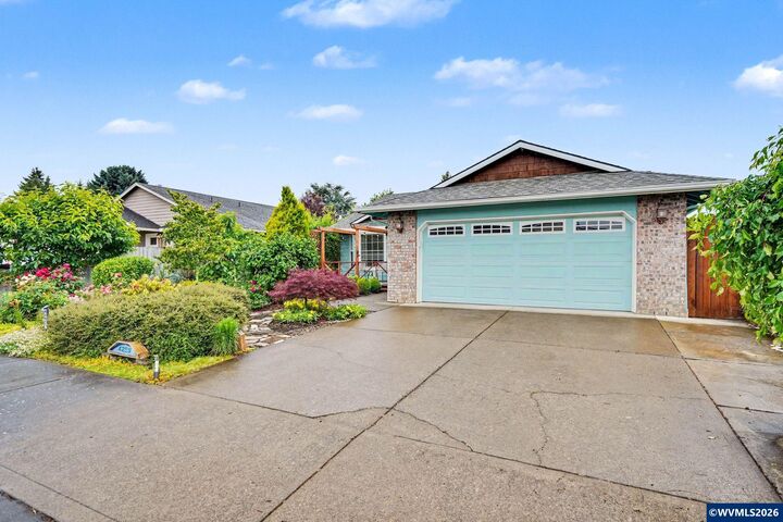Property Photo:  4255 Great Plains Dr NE  OR 97305 