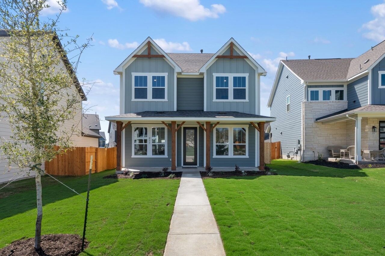 Property Photo:  304 Leeland Drive  TX 78642 