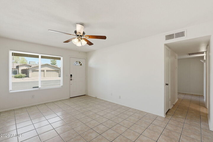 Property Photo:  512 N Los Feliz Drive  AZ 85226 