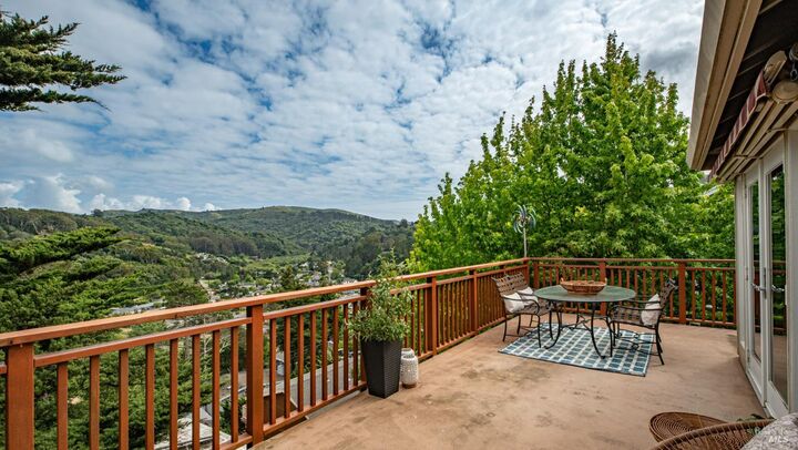 Property Photo: 301 Greene Street CA 94941