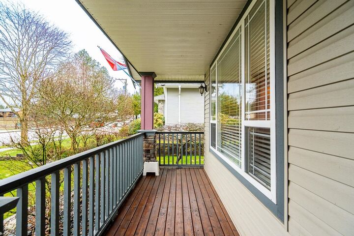Property Photo:  21118 123 Avenue  BC V2X 4B4 