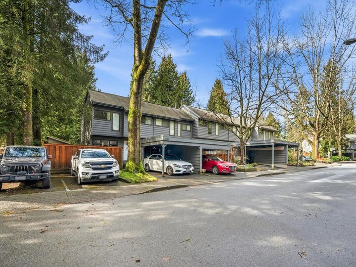 Property Photo: 4597 Elmgrove Drive BC V5G 3Y9