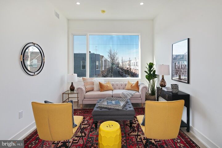 Property Photo: 2031 S 20th Street 8 PA 19145