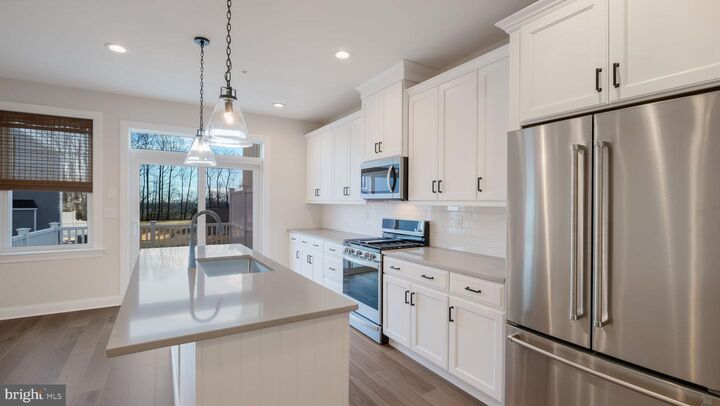 Property Photo: 208 Foxhedge Road PA 18914