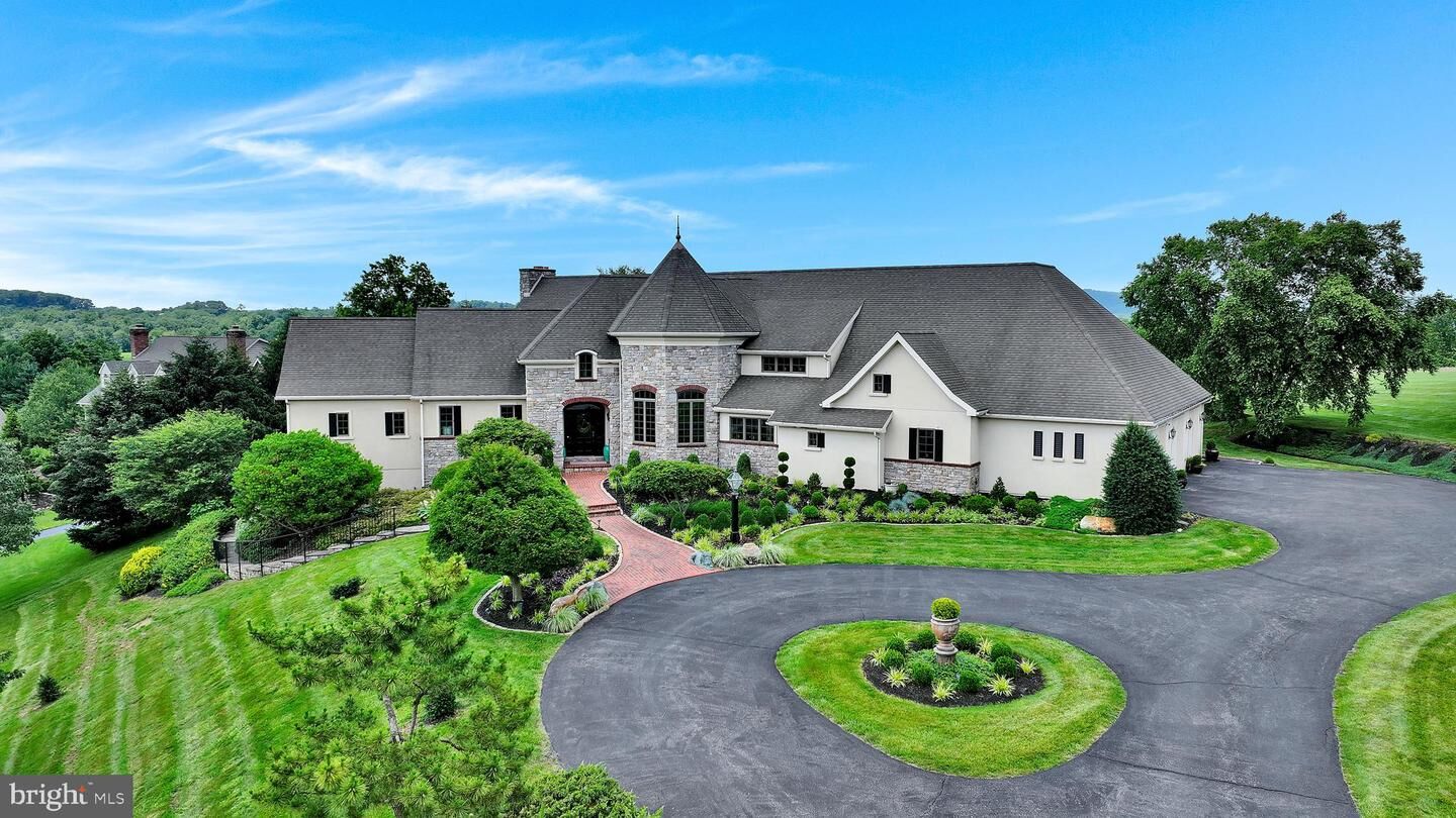 Property Photo:  78 Autumn Leaf Lane  PA 17545 