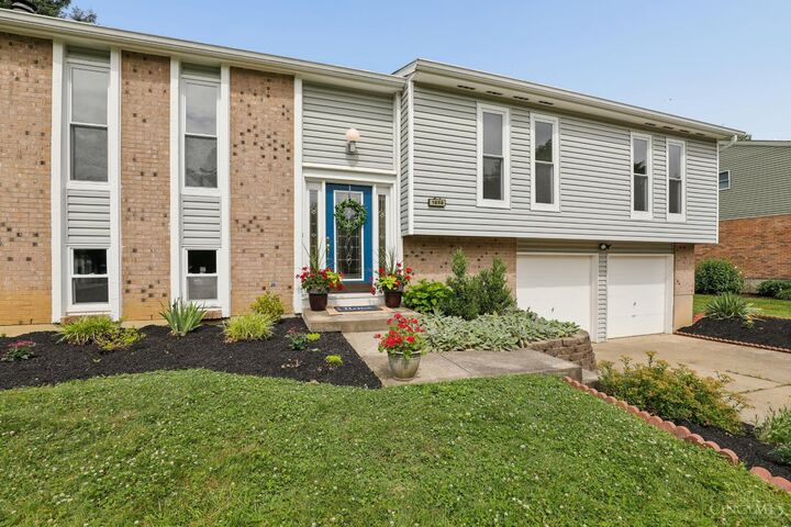 Property Photo:  1859 Windhill Terrace  OH 45255 