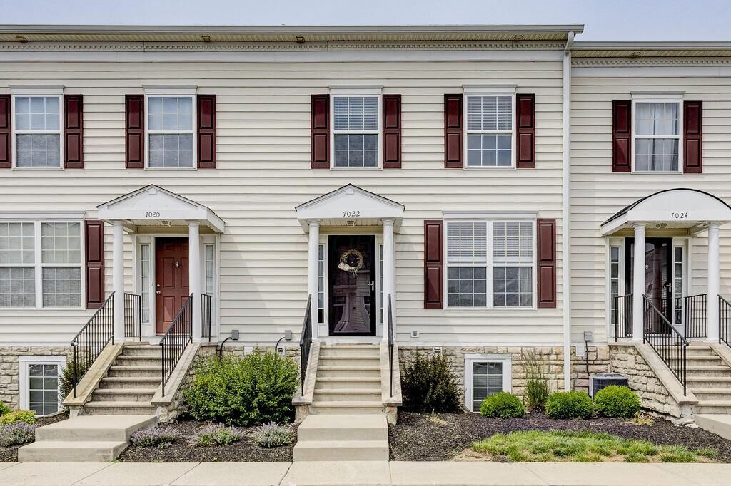 Property Photo:  7022 Gallant Fox Drive  OH 43054 