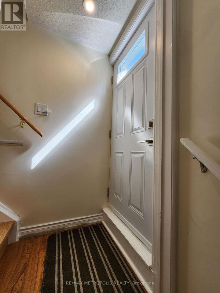 Property Photo:  3986 Passway Road  ON L5N 8P3 