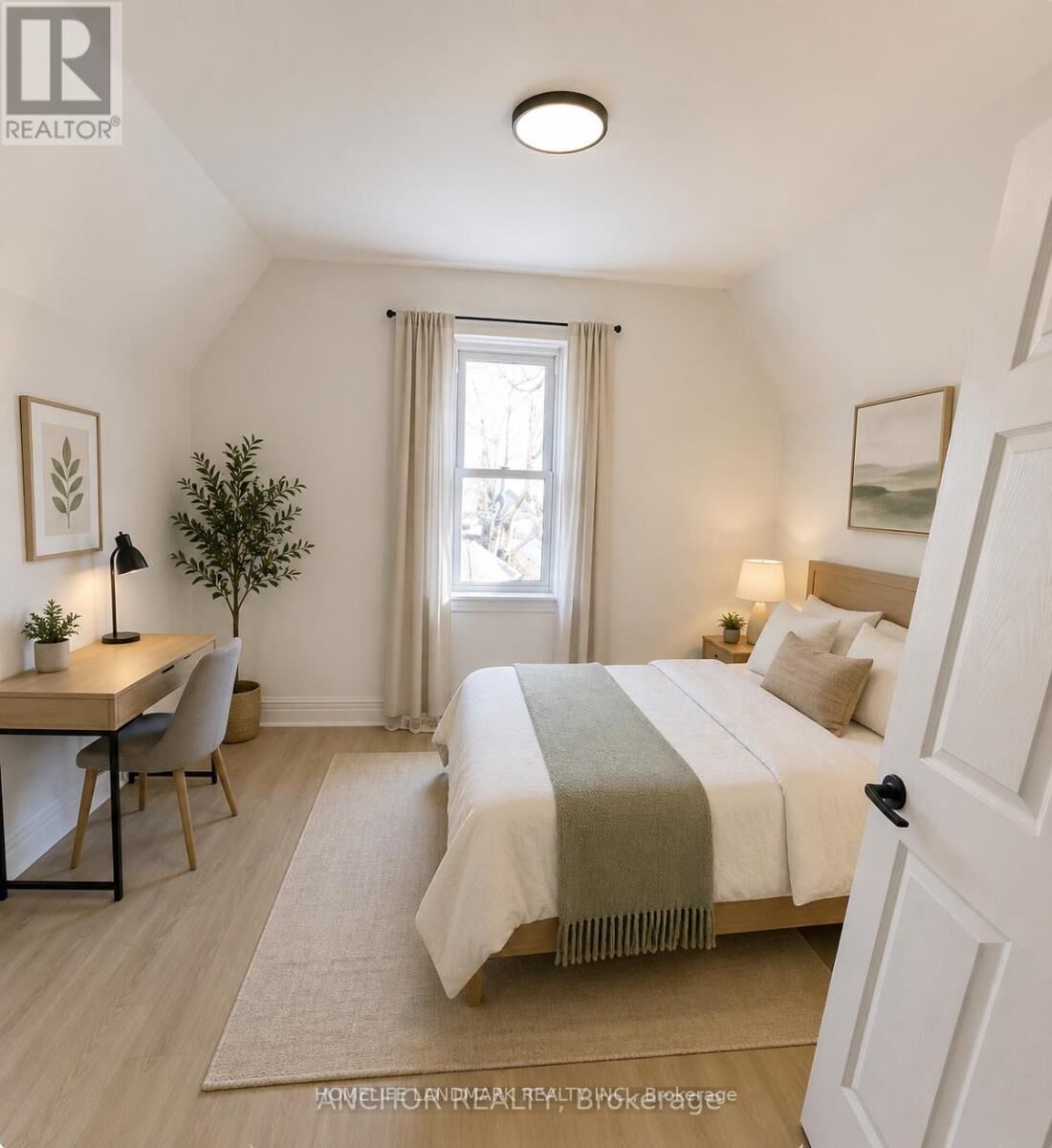 Property Photo:  710 Adelaide Street Unit 1  ON N5Y 2L5 