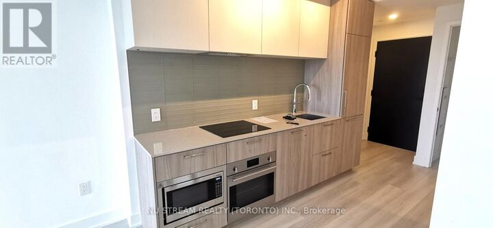Property Photo:  36 Olive Avenue 1706  ON M2N 7E6 