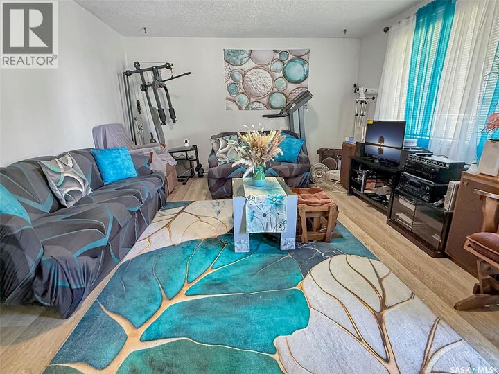 Property Photo: 168 2nd Avenue SE SK S9H 3H9