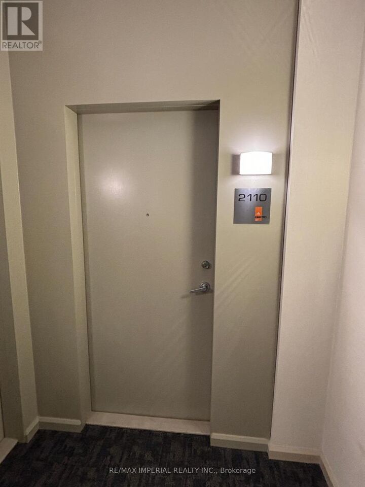 Property Photo: 220 Burnhamthorpe Street West 2110 ON L5B 4N4