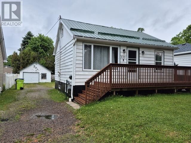 Property Photo: 223 Tilley Rd ON P6B 3Z3