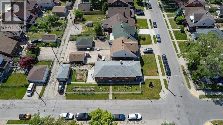 Property Photo: 1402 Elsmere Avenue ON N8X 4G9