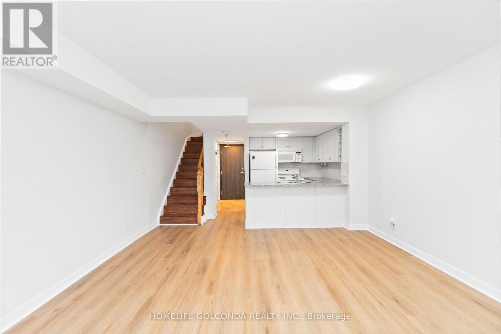 Property Photo: 210 Victoria Street 1809 ON M5B 2R3