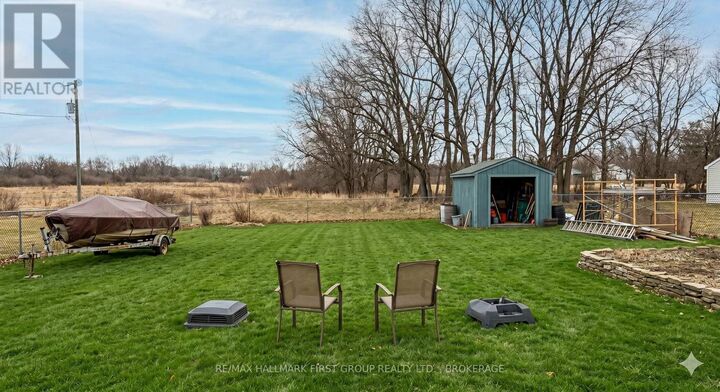 Property Photo: 469 Absalom Road ON K0H 1G0
