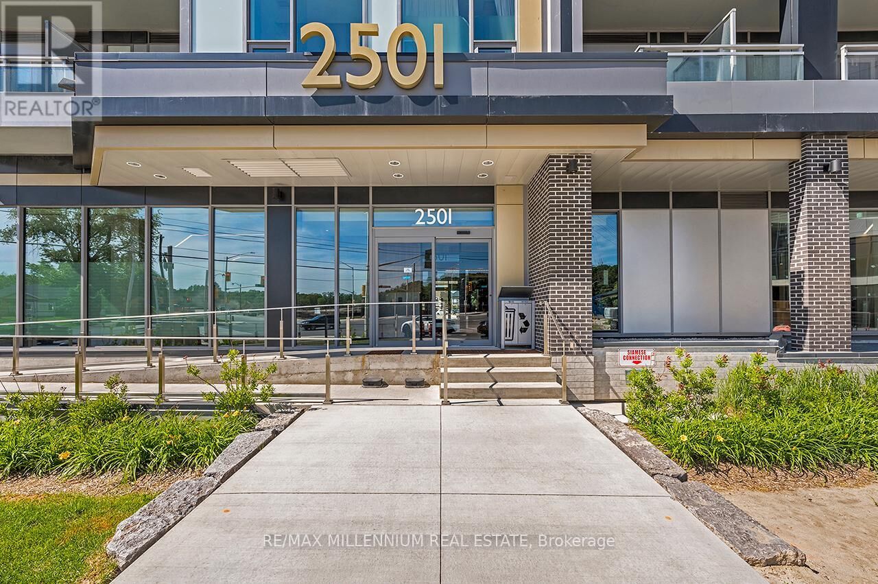 Property Photo:  2501 Saw Whet Boulevard 619  ON L6M 5N2 