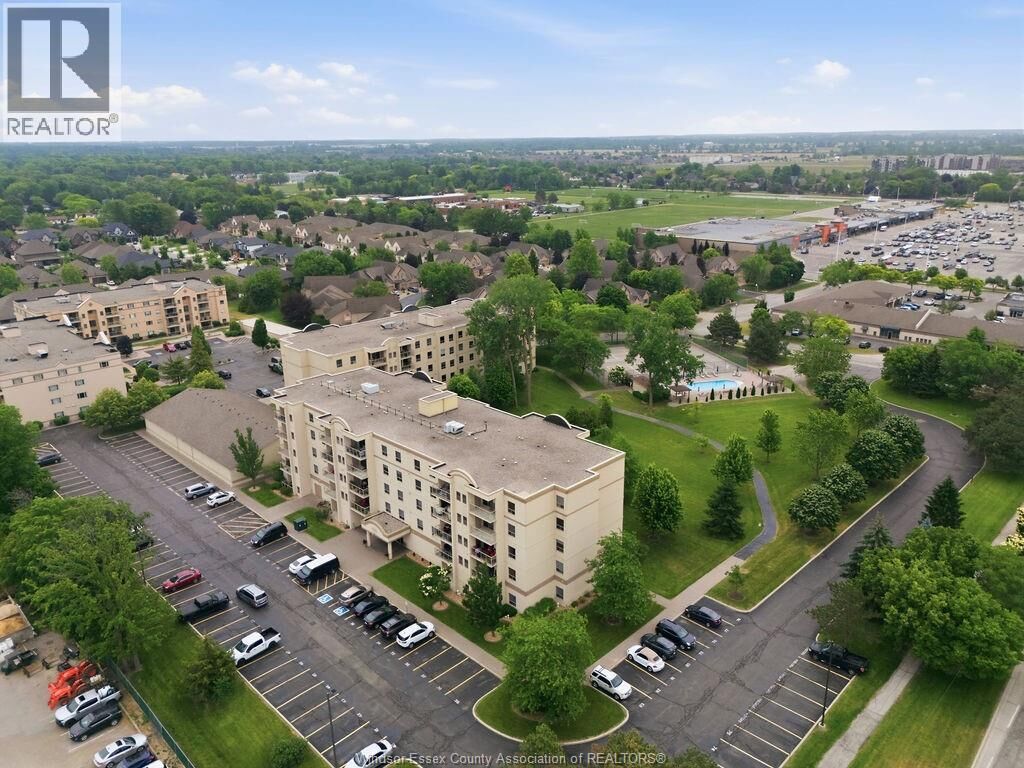 Property Photo:  325 Village Grove 409  ON N8N 0B1 