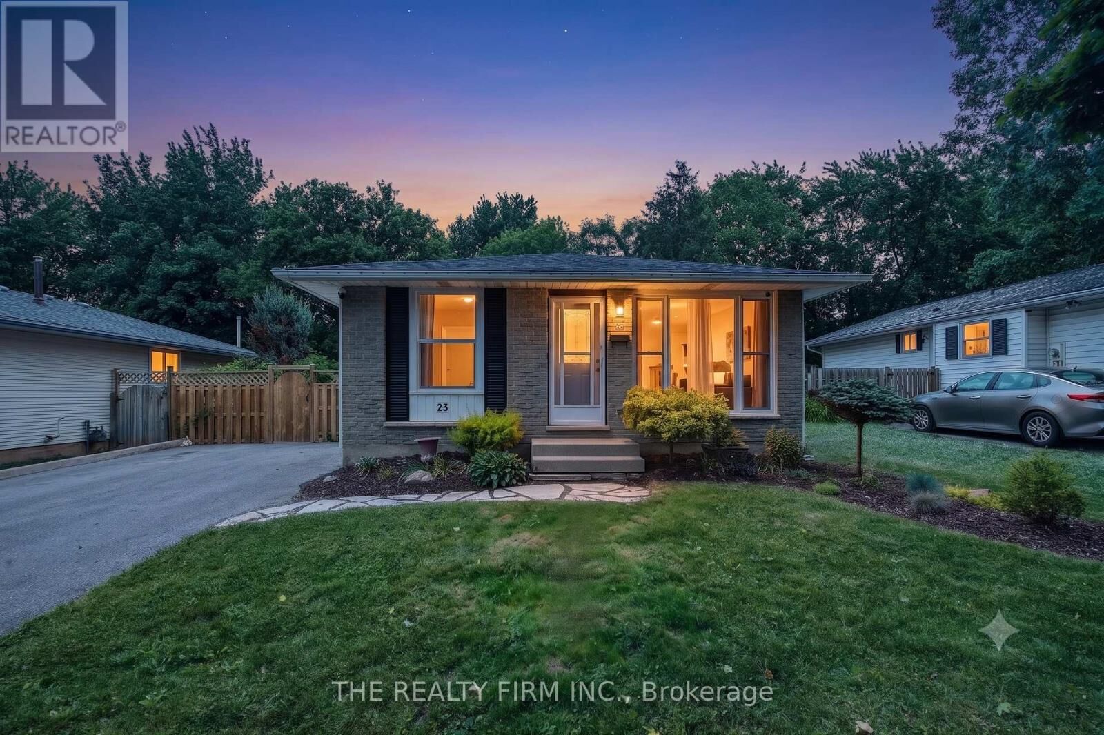 Property Photo: 23 Brunswick Avenue ON N6G 3K4