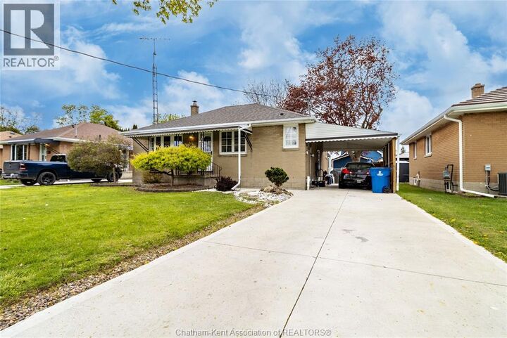 Property Photo: 6 Biddell Avenue ON N7L 1N3