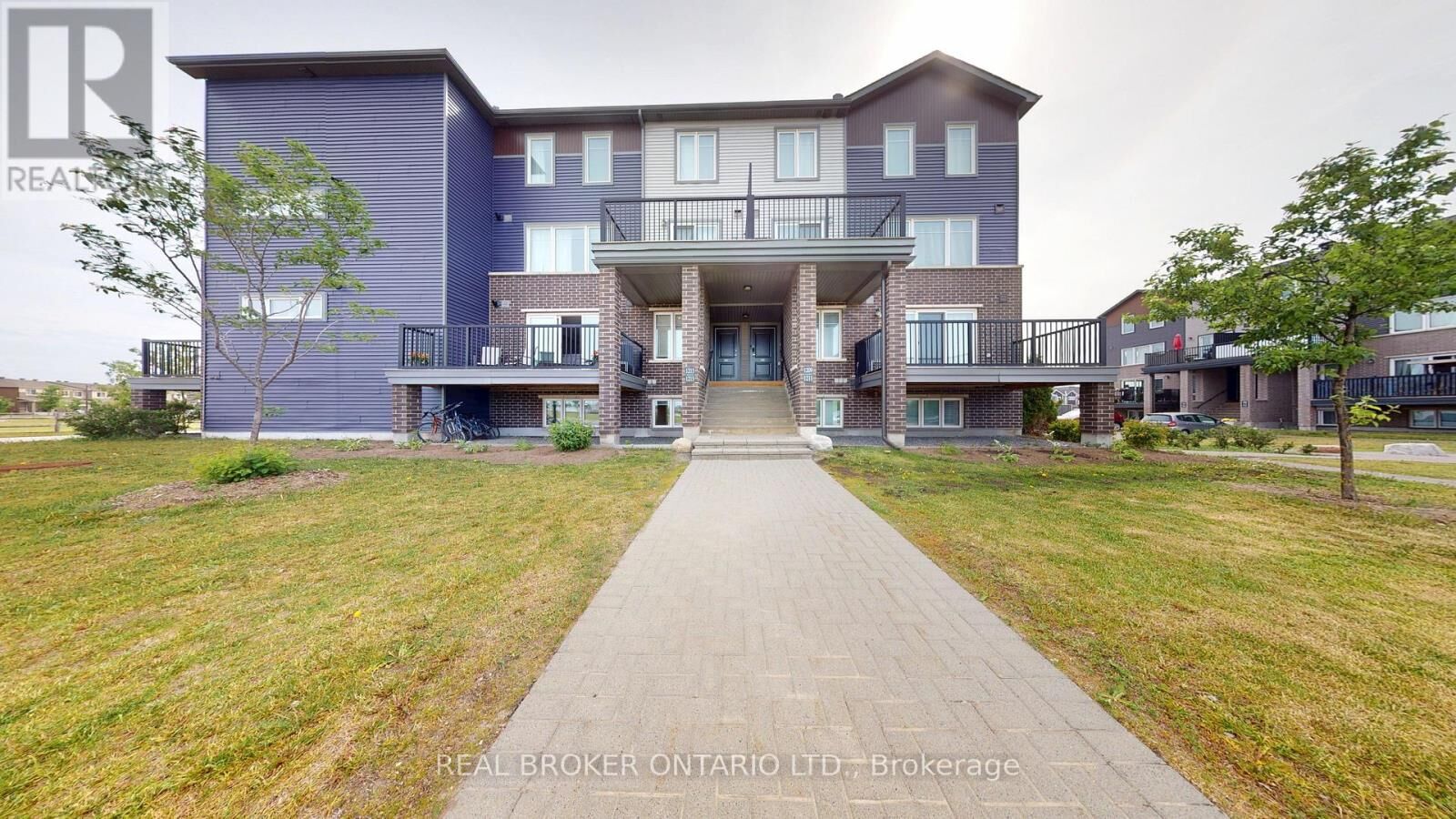 Property Photo: 1213 Chapman Mills Drive 2 ON K2J 6R5