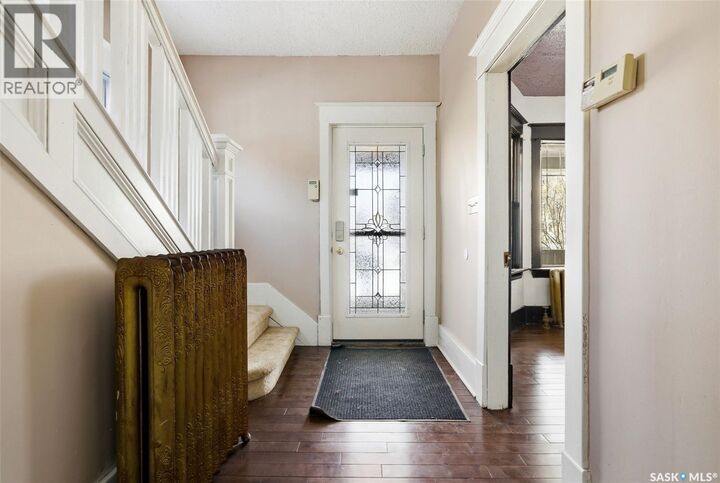 Property Photo: 2026 Garnet Street SK S4T 2Z6