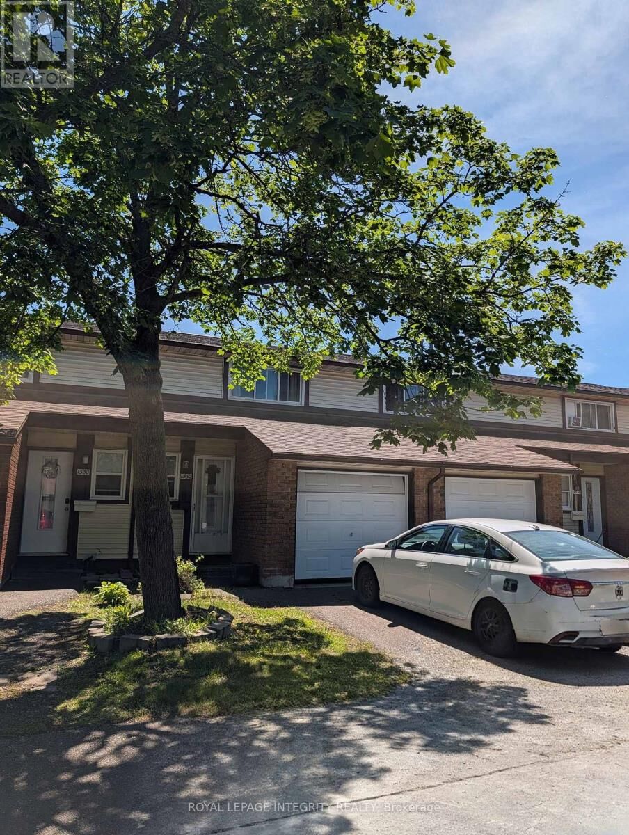 Property Photo: 1332 Foxwell Street 83 ON K1B 5J2