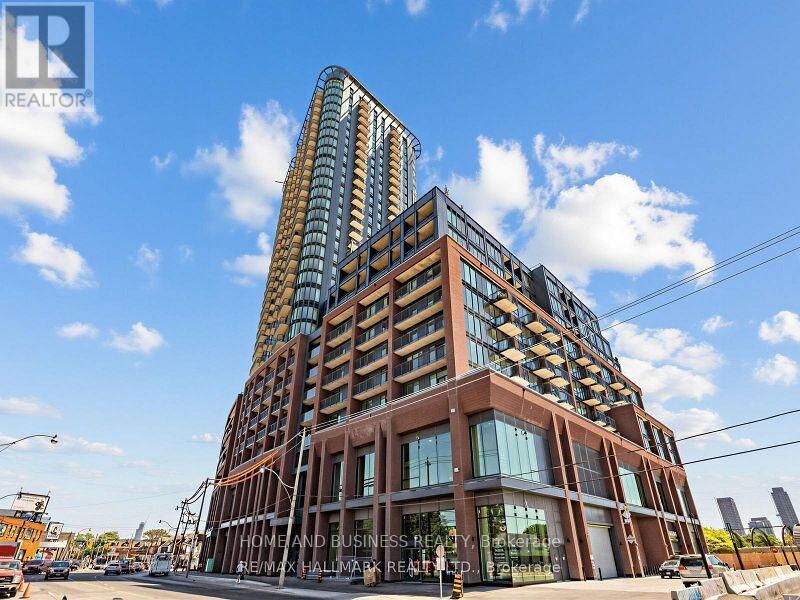 Property Photo: 1185 Dupont Street 2601 ON M6H 0G5