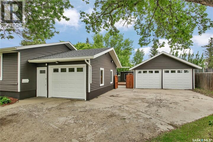 Property Photo: 310 1st Avenue SK S0K 3A0