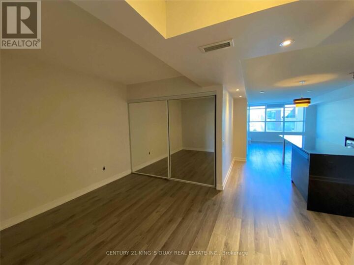 Property Photo:  19 Singer Court 218  ON M2K 0B2 