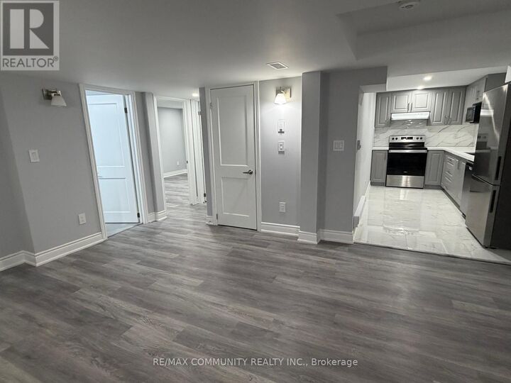 Property Photo:  224 Fleetwood Drive Bsmt  ON L1K 3E7 
