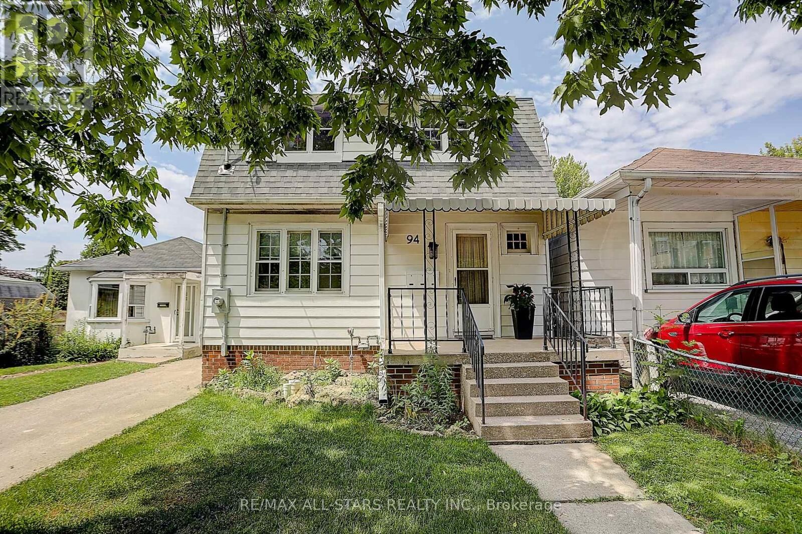 Property Photo:  94 Thirty Ninth Street 2  ON M8W 3M7 