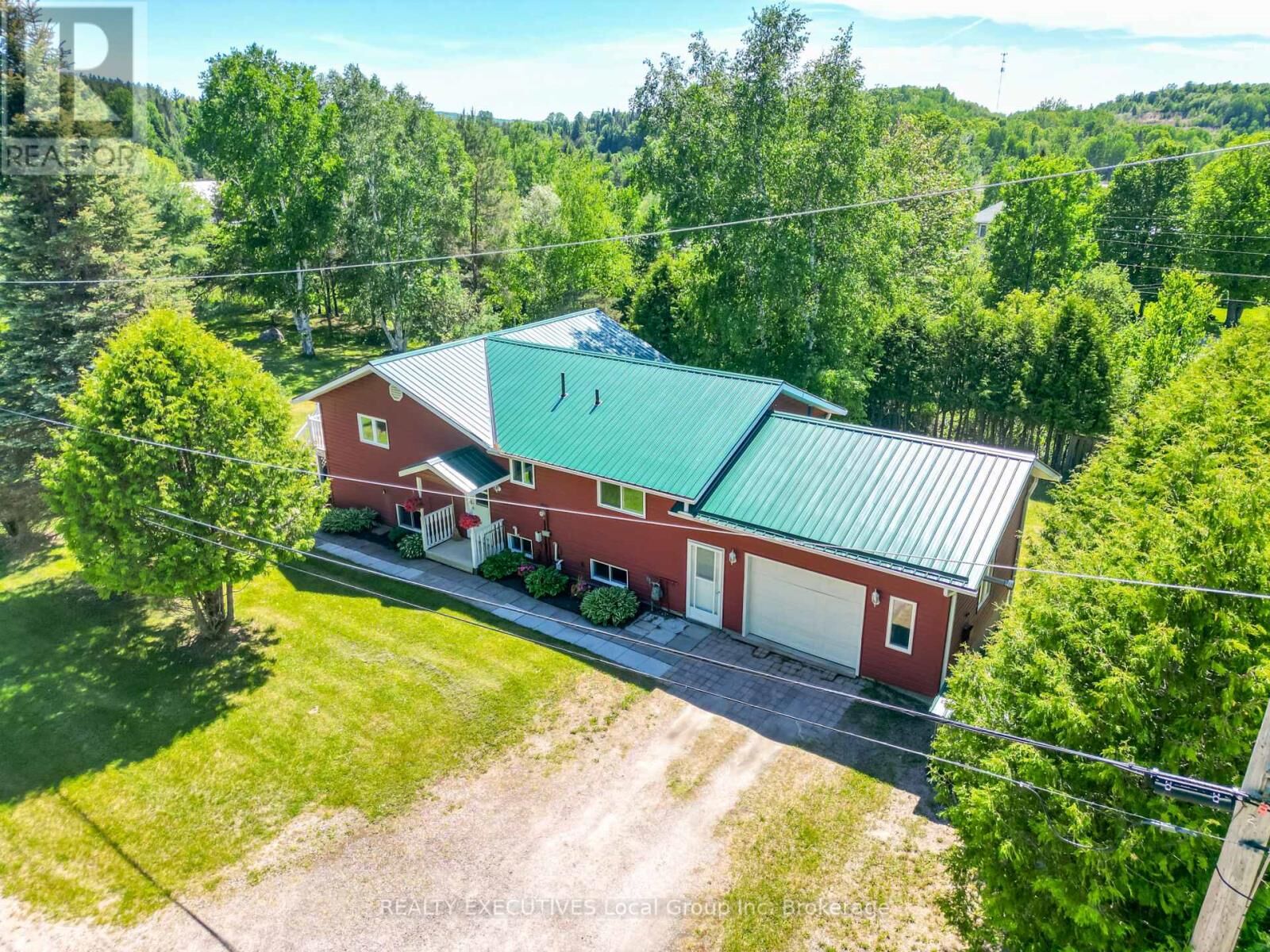 Property Photo: 153 Big Bend Avenue ON P0H 1Z0