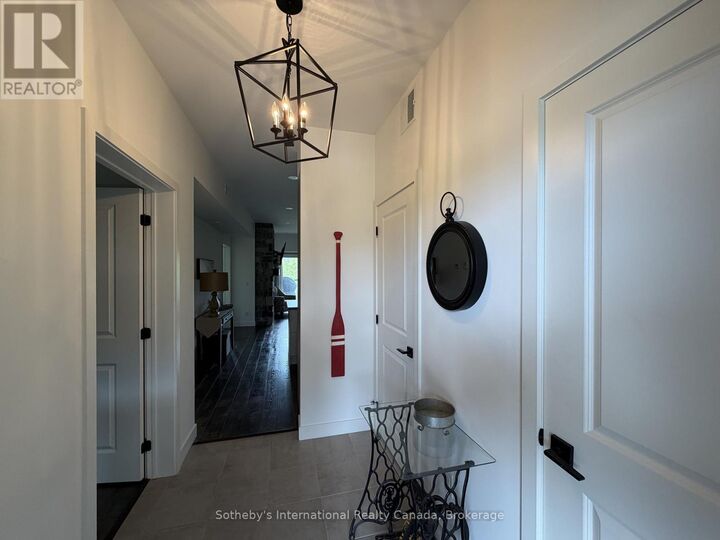 Property Photo: 20 Beckwith Lane 206 ON L9Y 0C7