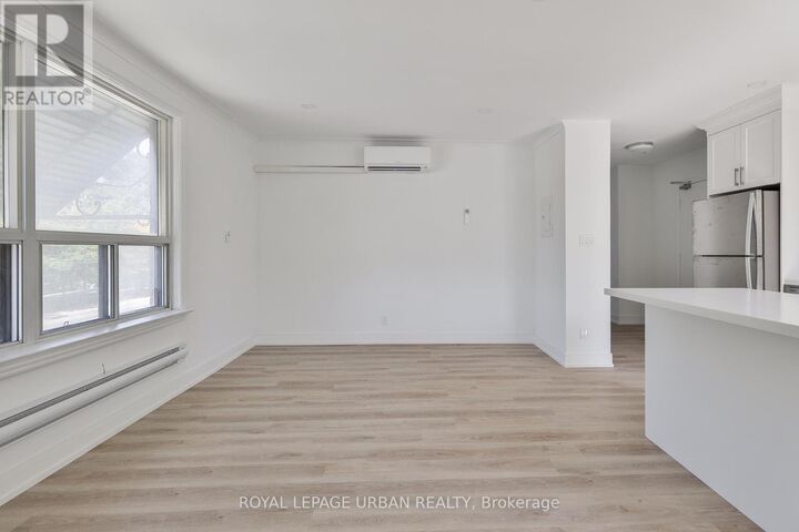 Property Photo:  2841 Keele Street 5  ON M3M 2G7 