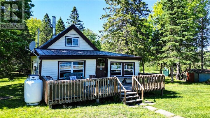 Property Photo: 348 Steenburg Lake Road North ON K0L 1W0