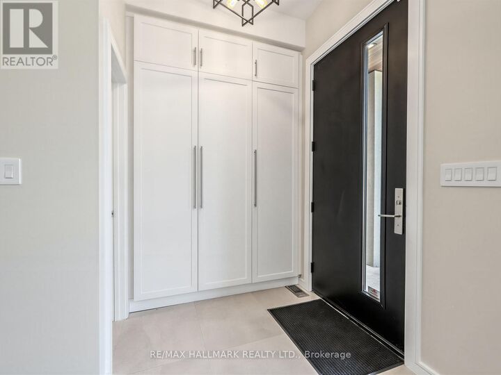 Property Photo: 92 Craiglee Drive ON M1N 2M7